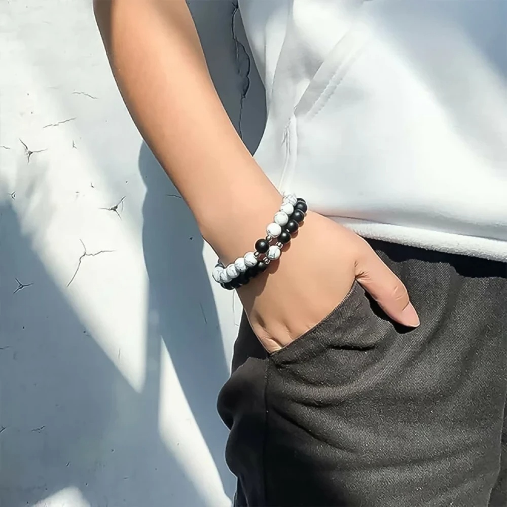 JEEZSA Silver Shine Magnetic Attraction Heart Couple Bracelet